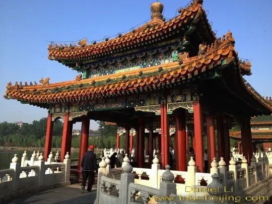 Morning Stroll around Beihai Park
