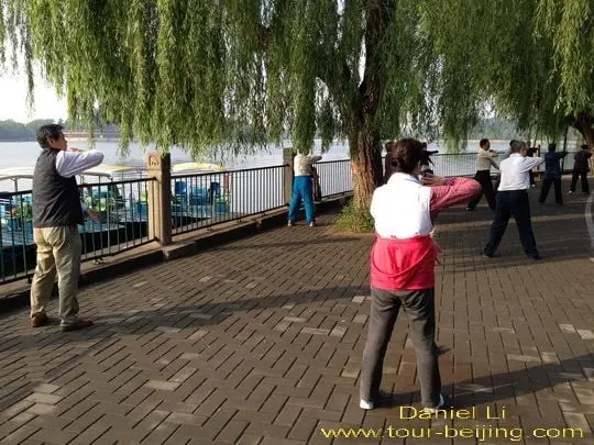 Morning Stroll around Beihai Park