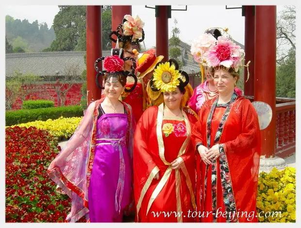 Best time to visit Xian (Tips, Photos & Map)