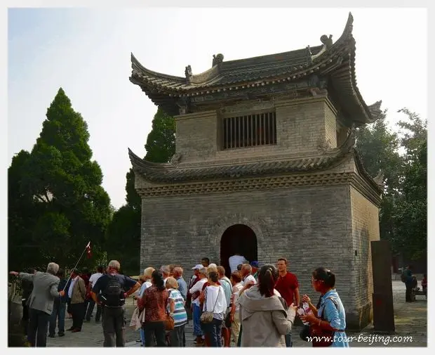 How to Visit Big Wild Goose Pagoda in Xi'an (Tips, Photos & Map)