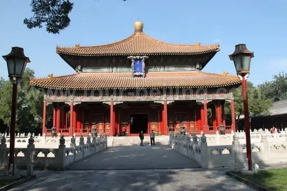 How to Visit Confucian Temple and Imperial College Museum (Tips, Photos & Map)