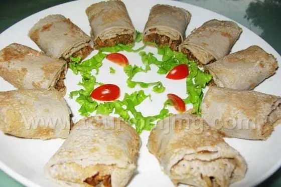 Buckwheat noodles rolls