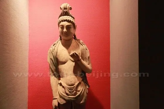Buddha Statue from the grottoes built in the Tang Dynasty