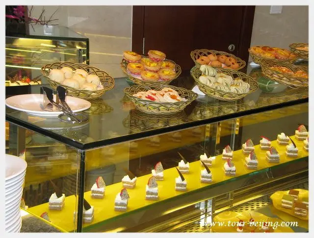 Buffet pastries