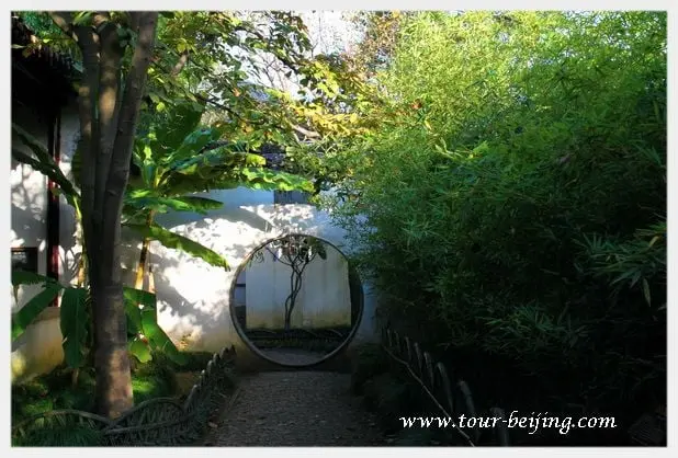 How to Visit Canglang Pavilion (Tips, Photos & Map)