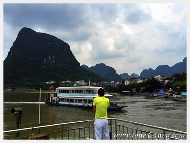 We are approaching Yangshuo.