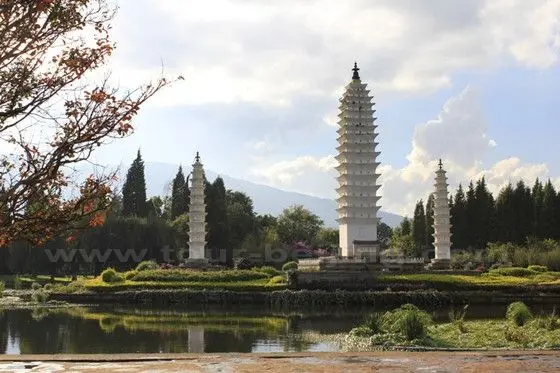 Dali Three Pagodas in Bai Ethnic Village in Yunnan Ethnic Village