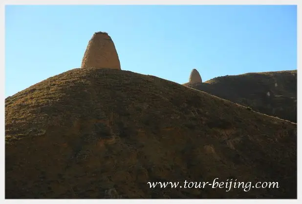 Some round beacon towers