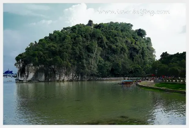 A complete picture of Elephant Trunk Hill