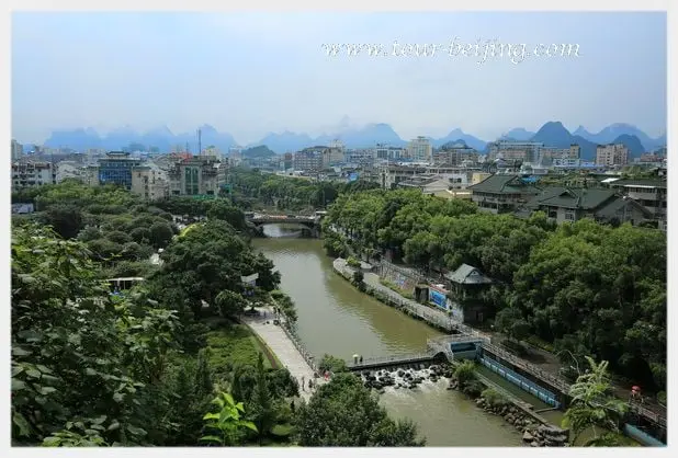 Looking at the west from the hillside, you can see Taohua River.