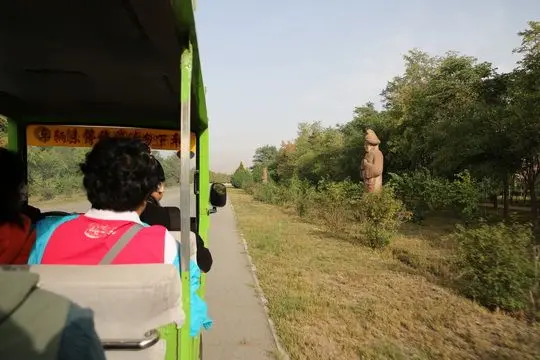 First take an electric car from the gate to the museum in the compound.