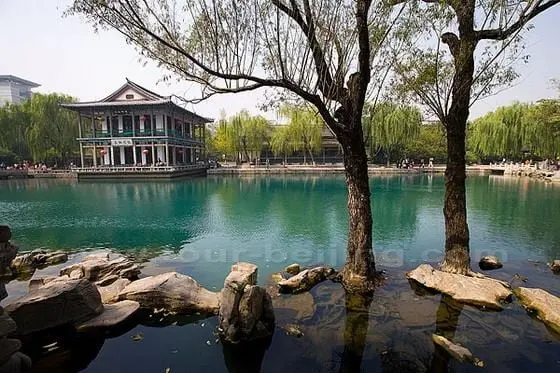 Five-Dragon Pool