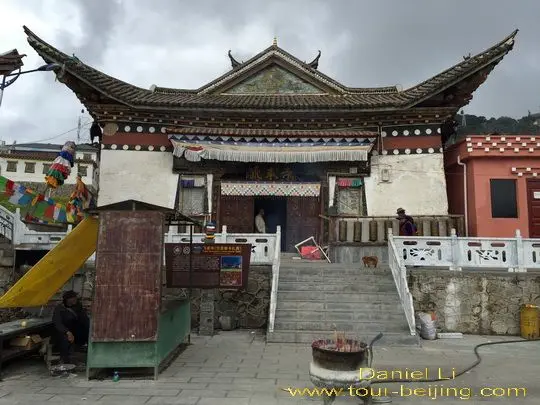 Flying temple