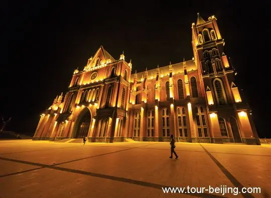 The illuminated Yingshan Orthodox Church
