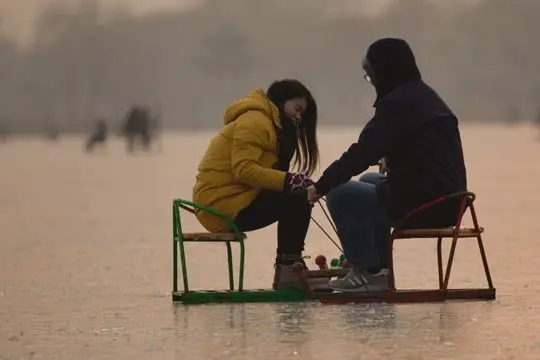 Skating at Summer Palace (Tips, Photos & Map)