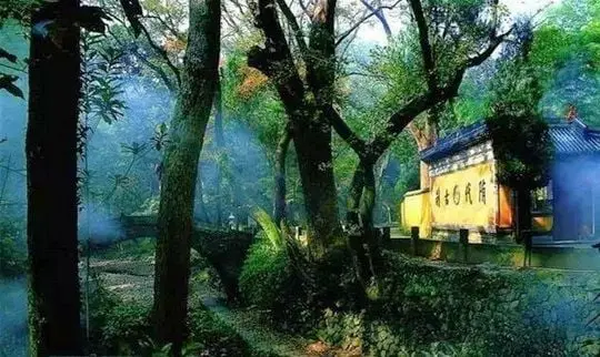 Guoqing Temple on Mount Tiantai