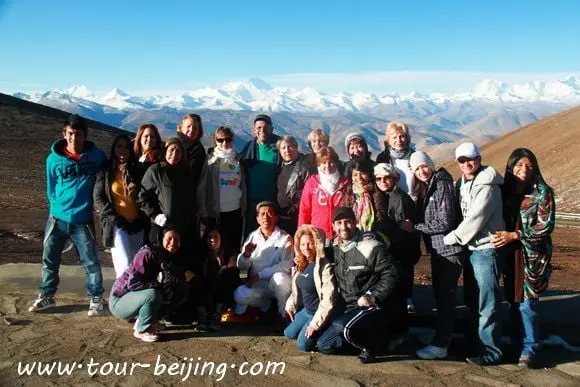 Gyawula Pass is the most luxuary platform to see the 4 over 8000m high peaks.