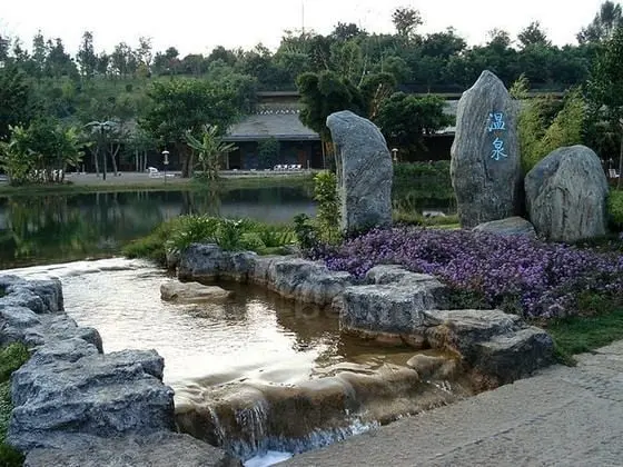 Hot Spring Resort in Mile County