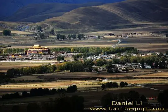 Huiyuan Temple and Xie De Town