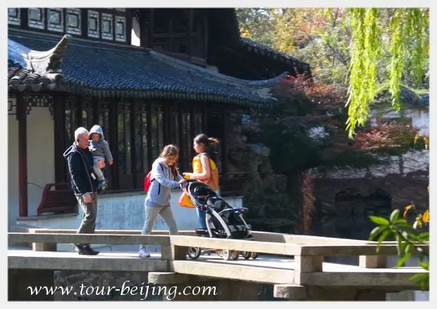 How to visit Humble Administrator's Garden (Tips, Photos & Maps)