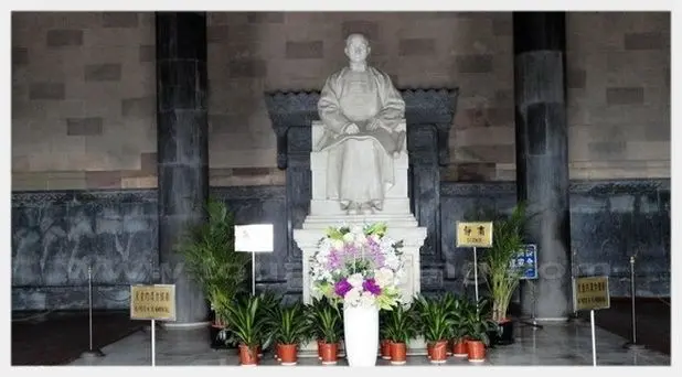How to Visit Dr. Sun Yat-sen's Mausoleum