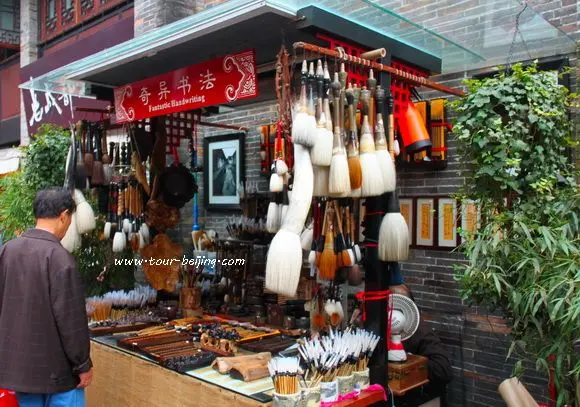 How to visit Jinli Old Street in Chengdu