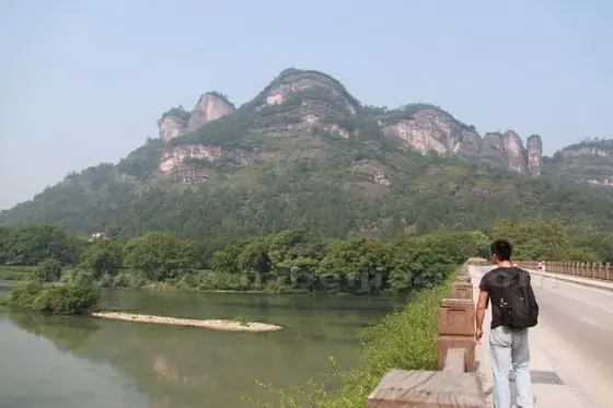 Lantang Bridge across Chongyang Stream connecting Wuyishan Holiday Resort and Wuyishan Scenic area.