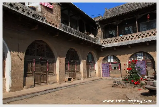 How to visit Lijiashan Village (Tips, Photos & Map)