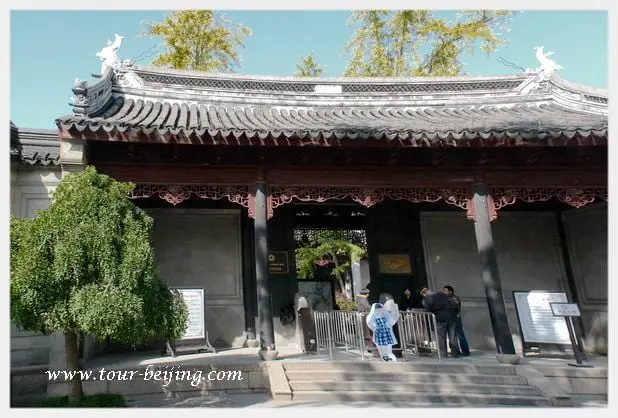The East Entrance to the Lion Grove Garden