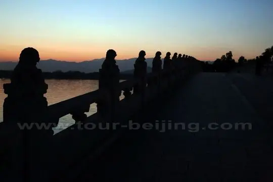 Sunset over Summer Palace (Tips & Photos)