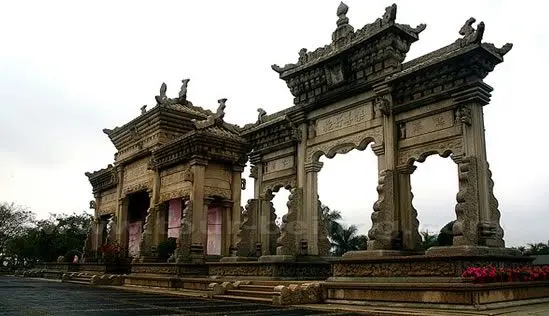 Meixi Royal Stone Archways Tourist Area