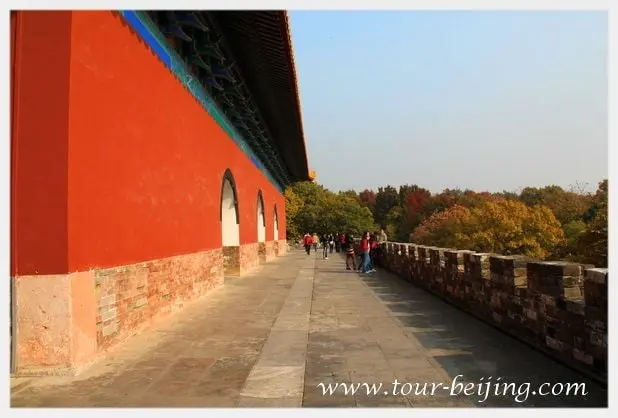 How to Visit Ming Xiaoling Mausoleum (Tips, Photos & Map)