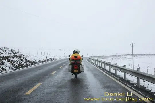 Motorcyclists driving along the National Highway G318