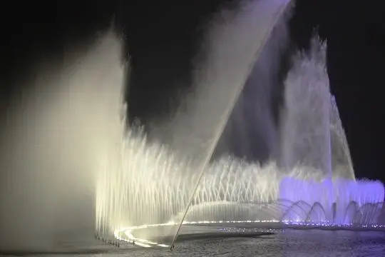 West Lake Musical Fountains 4