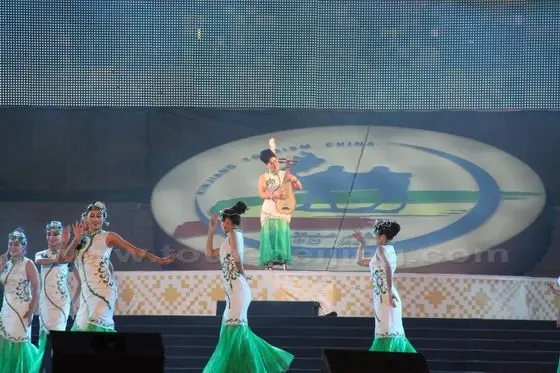 Musical dance Jasmine Flower