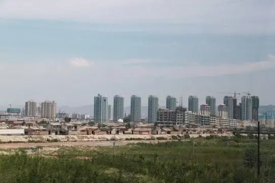 Now we were approaching Linxia, a booming city with plentiful highrises under construction.