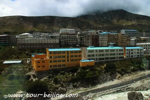 Nyalam Town & Nyalam County (Tips, Photos & Maps)