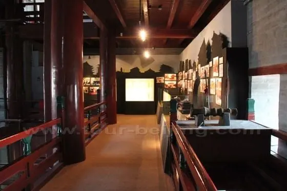 On the second floor, there is an exhibition corridor introducing all the 9 inner gates and outer gates in Ming and Qing Dynasty using pictures and writings.
