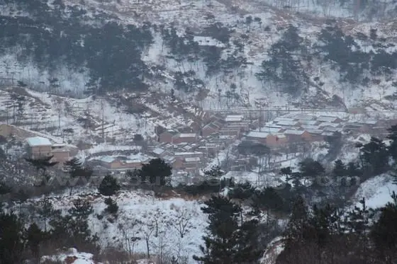 Overlooking the Haizi Village