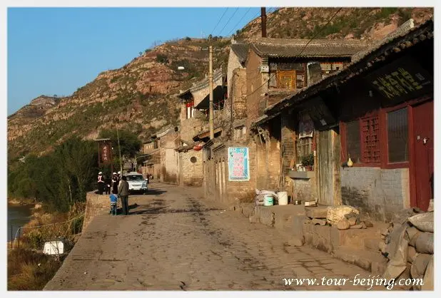 How to Visit Qikou Ancient Town (Tips, Photos & Map)
