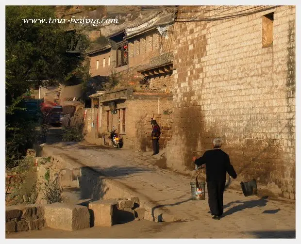 How to Visit Qikou Ancient Town (Tips, Photos & Map)