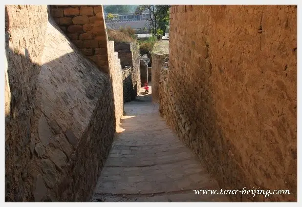 How to Visit Qikou Ancient Town (Tips, Photos & Map)
