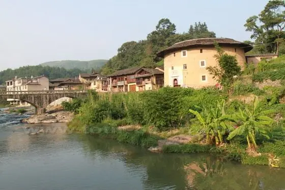 Rushenglou is one of the smallest tulou buildings in Yongding