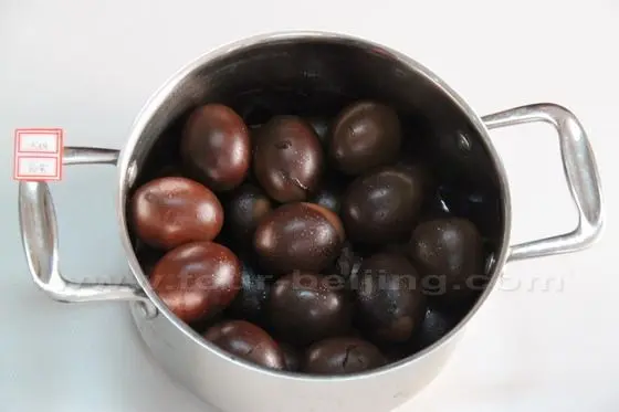 Sauced eggs