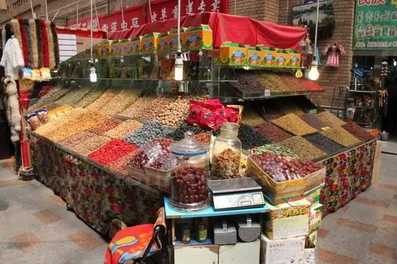 Selling Dried Fruits produced in Xinjiang