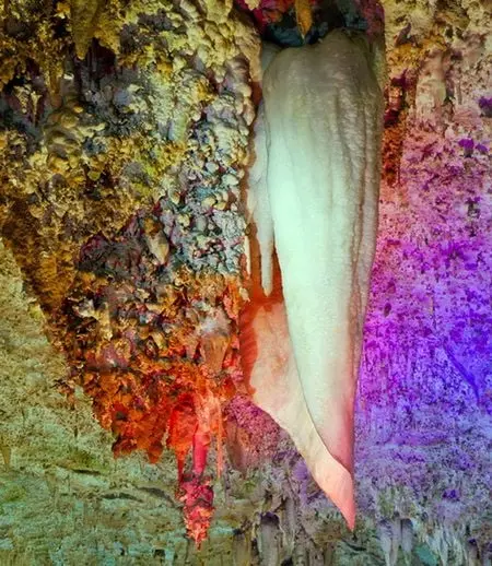 Shihua Cave (The Stone Flower Cave)