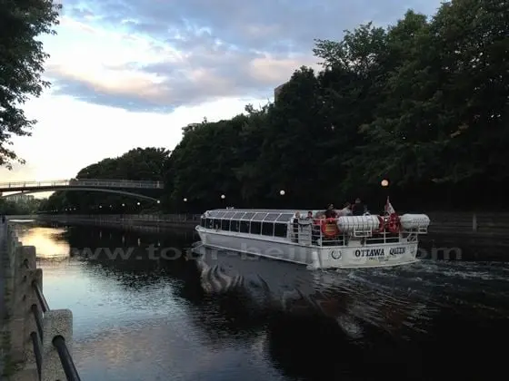 Sightseeing Cruise on Rideau Canal