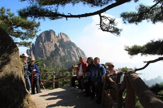 On the way to the Stalagmite Peak