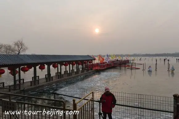 Skating at Summer Palace (Tips, Photos & Map)