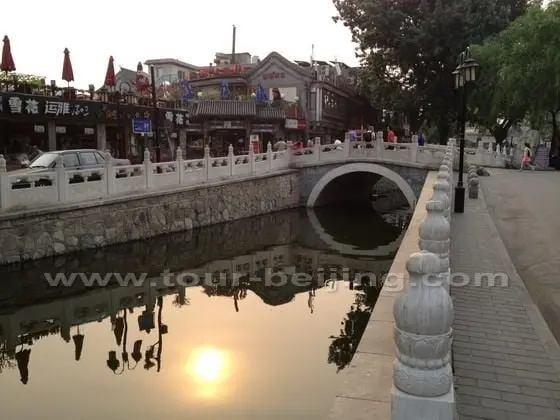 Sunrise over Houhai Lake, one of the three lakes in Shichahai